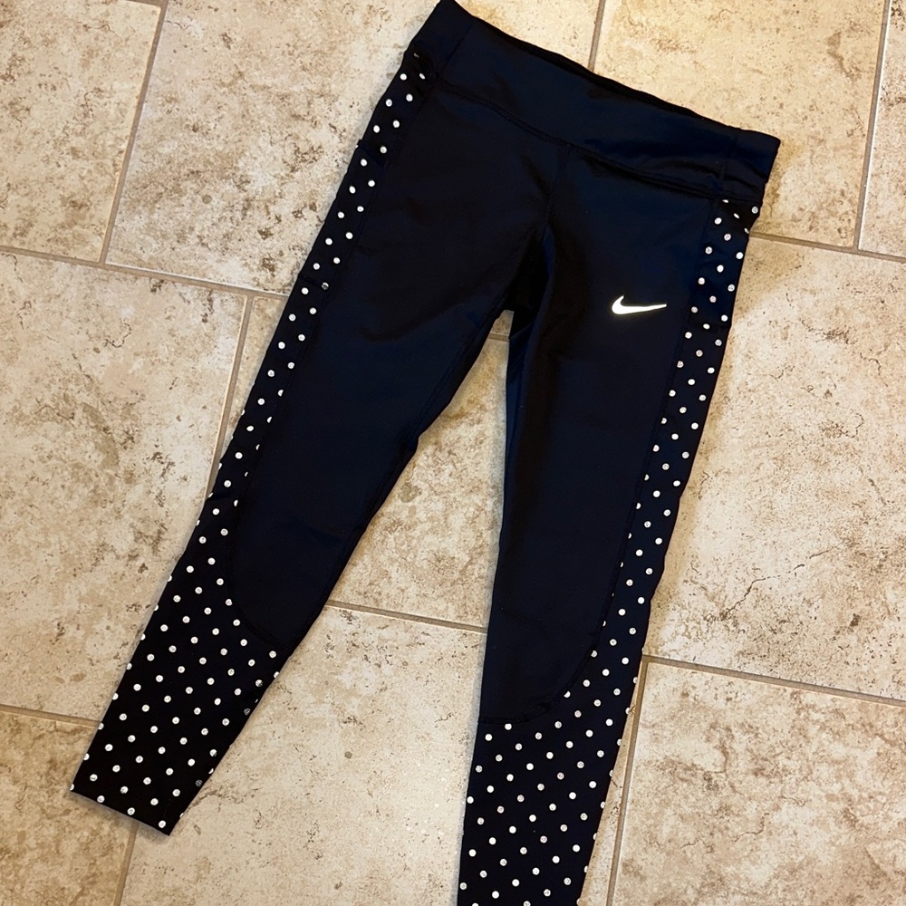 Nike black and White Polka Dot Leggings. New with tags
